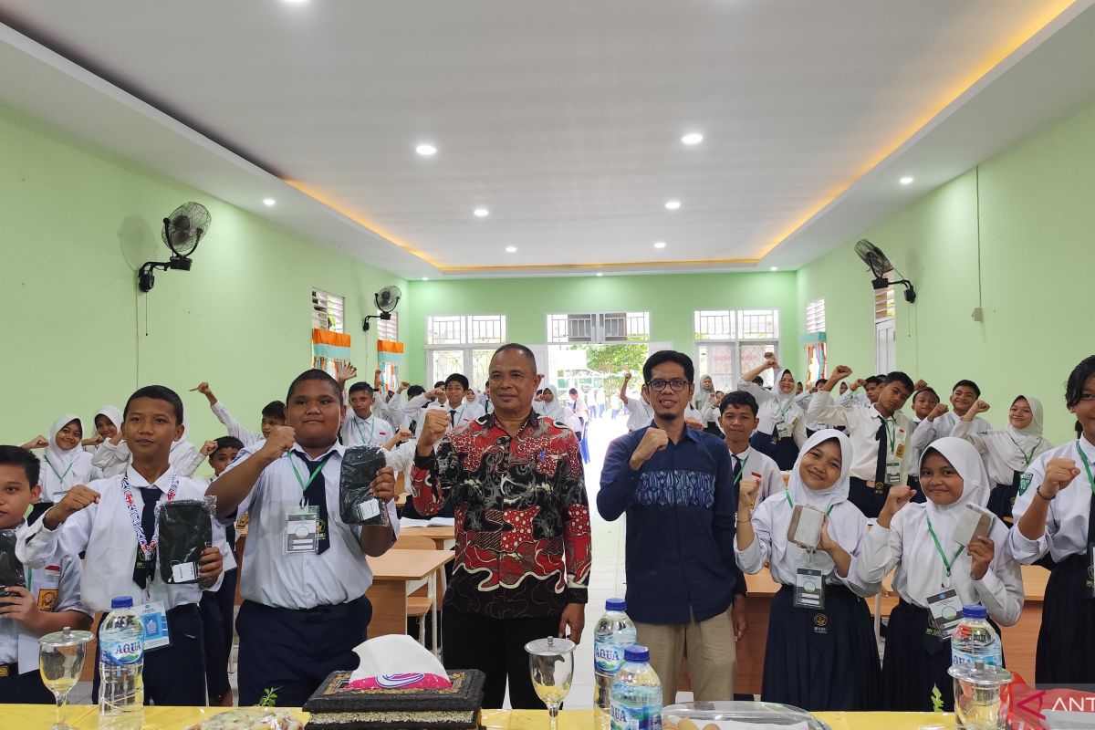 BNNK Boalemo sosialisasikan pencegahan narkoba di SMPN 1 Tilamuta