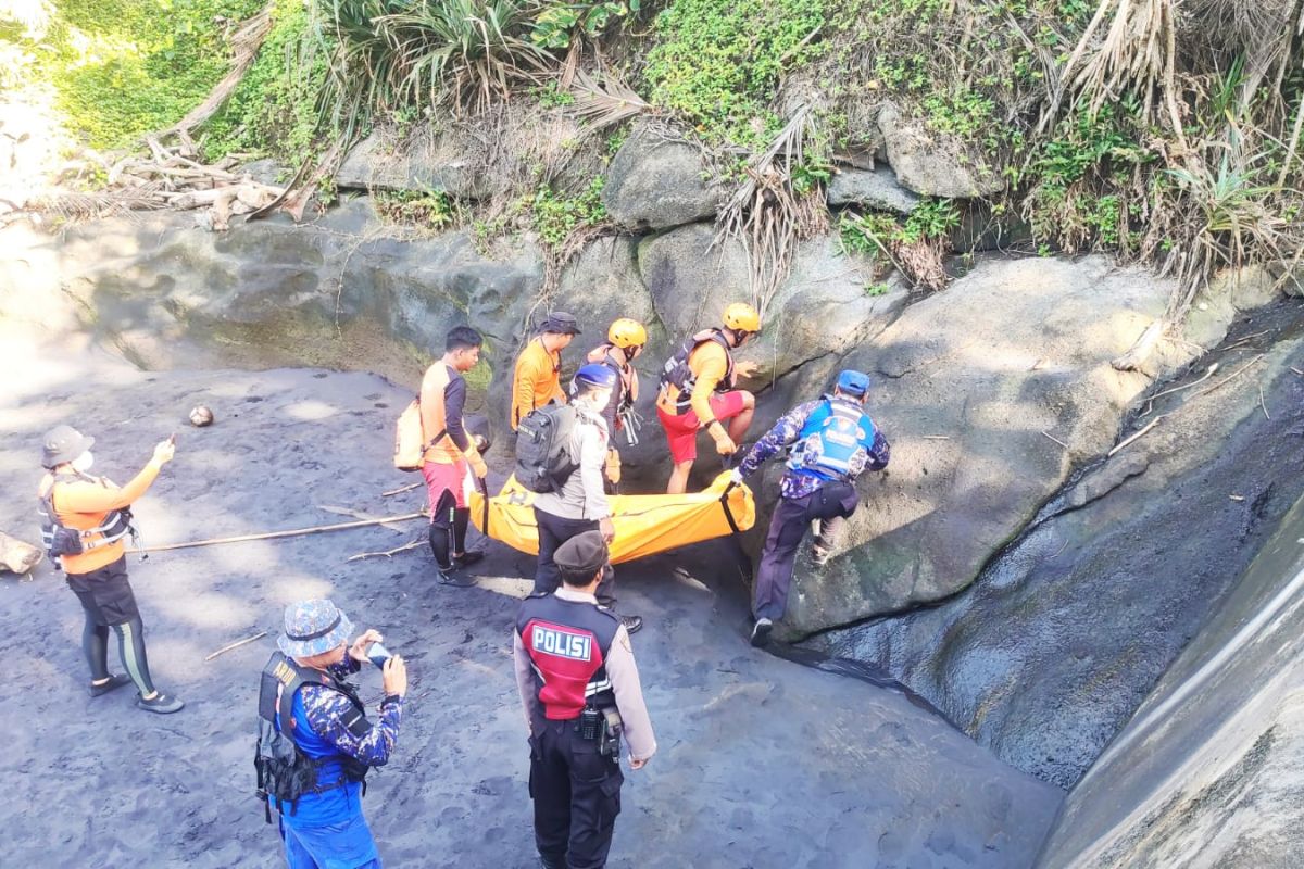 Basarnas temukan jenasah warga Australia yang hanyut di Pantai Balian