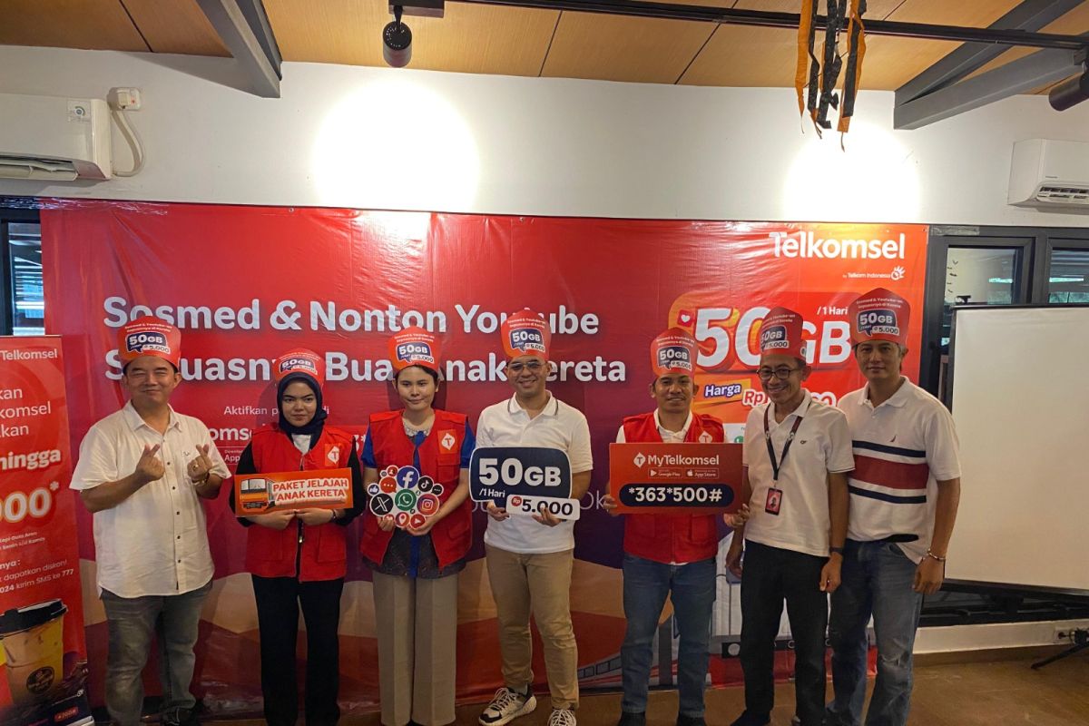 Telkomsel luncurkan paket jelajah 'AnKer' KRL rute Cisauk-Tanah Abang