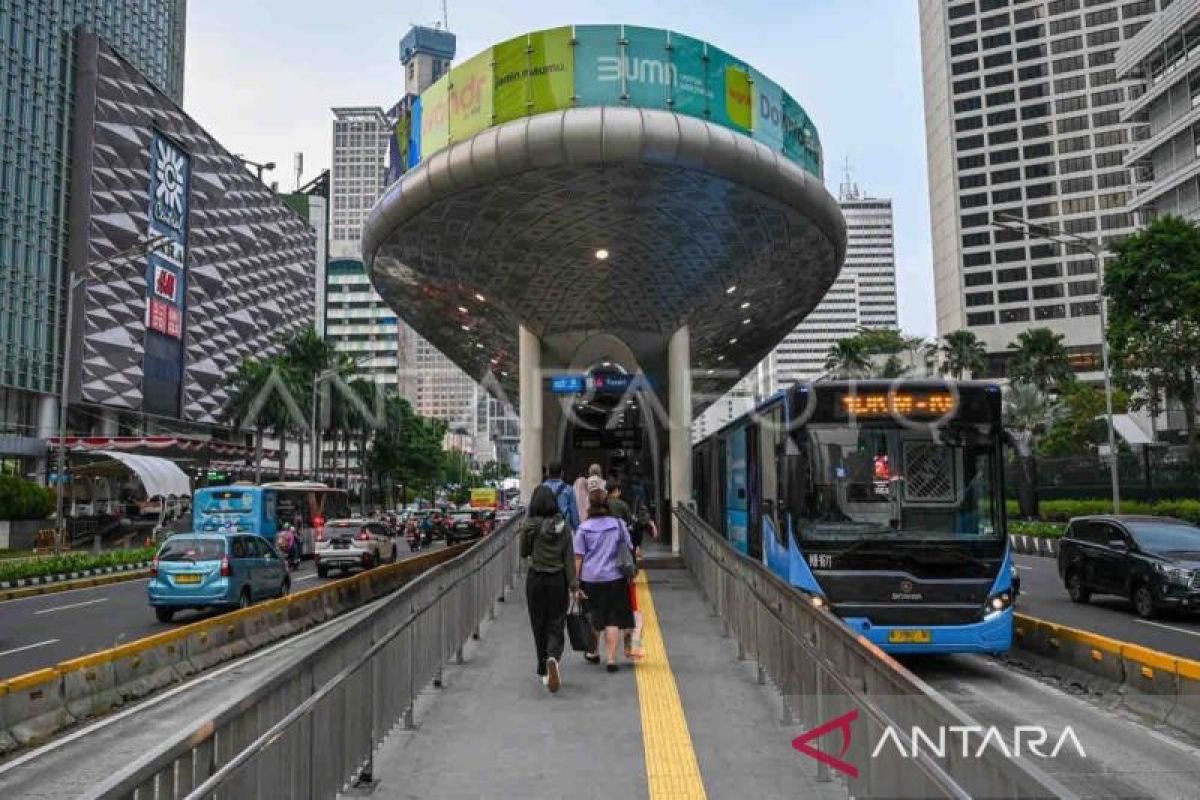 Sabtu pagi, kualitas udara Jakarta tidak sehat bagi kelompok sensitif