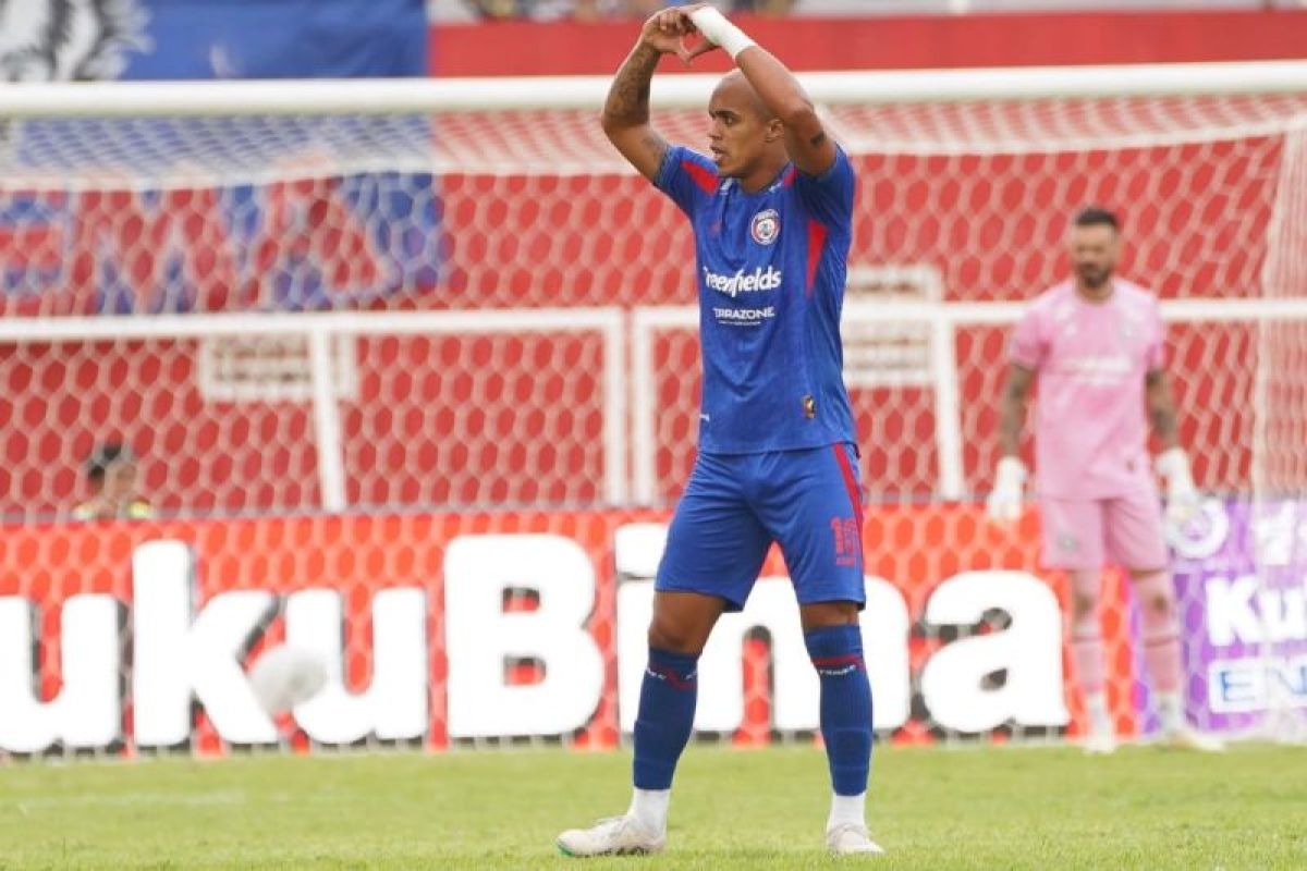 Pelatih Arema FC ungkap rahasia kemenangan 3-1 atas Malut United