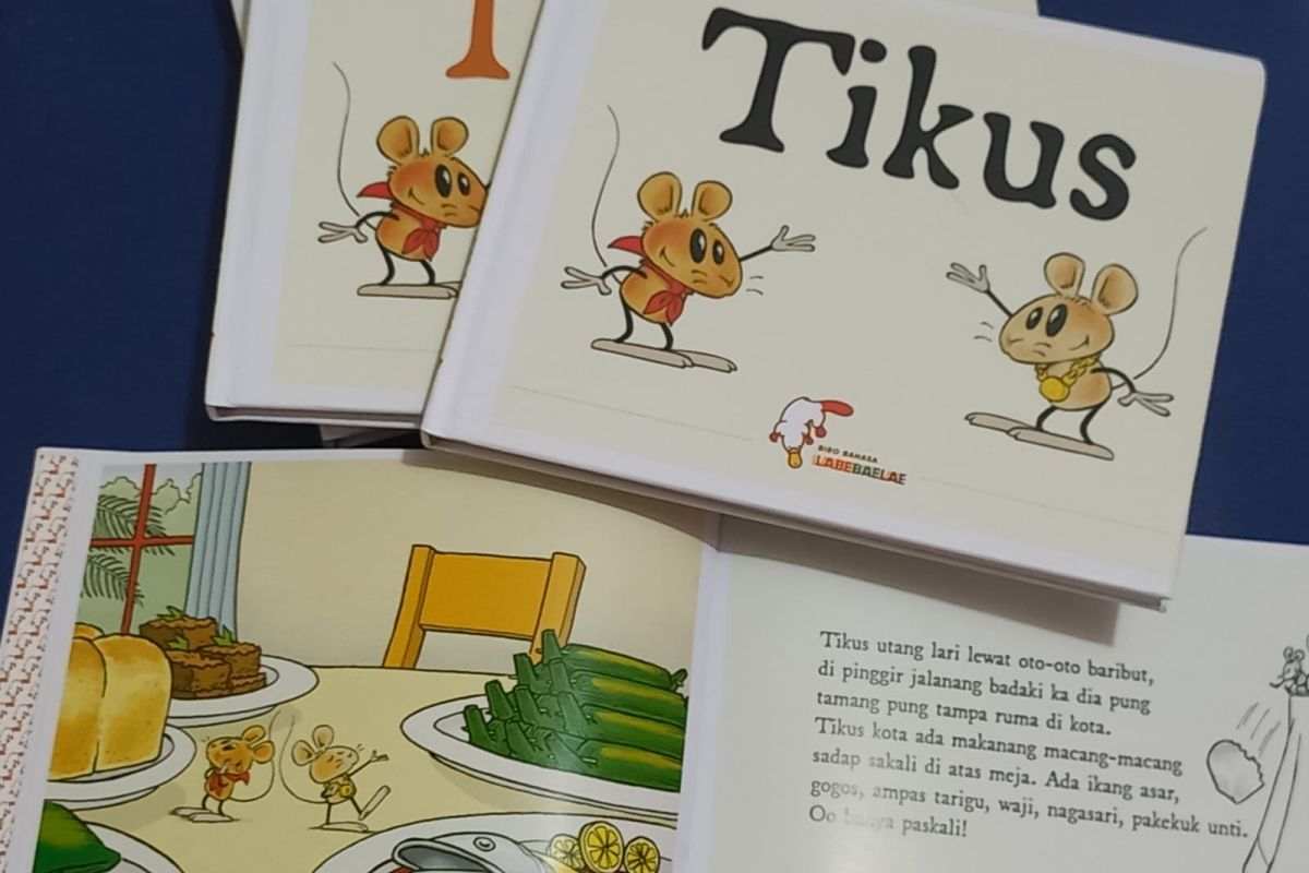 Bangun kesadaran literasi, AMO dan Yayasan Wai Ihu luncurkan buku cerita anak dwi bahasa