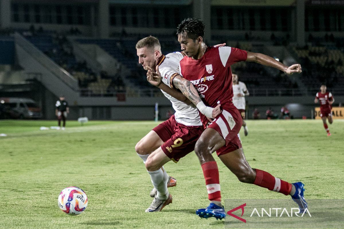 Persis Solo berikan kekalahan perdana untuk Borneo FC