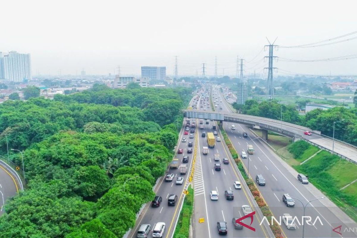 Tarif jalan tol ruas Jakarta-Tangerang naik mulai Sabtu pukul 00.00 WIB