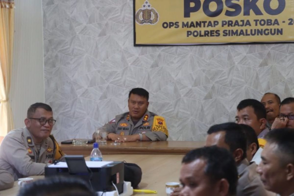 Polres Simalungun pantau kamtibmas pelantikan Presiden