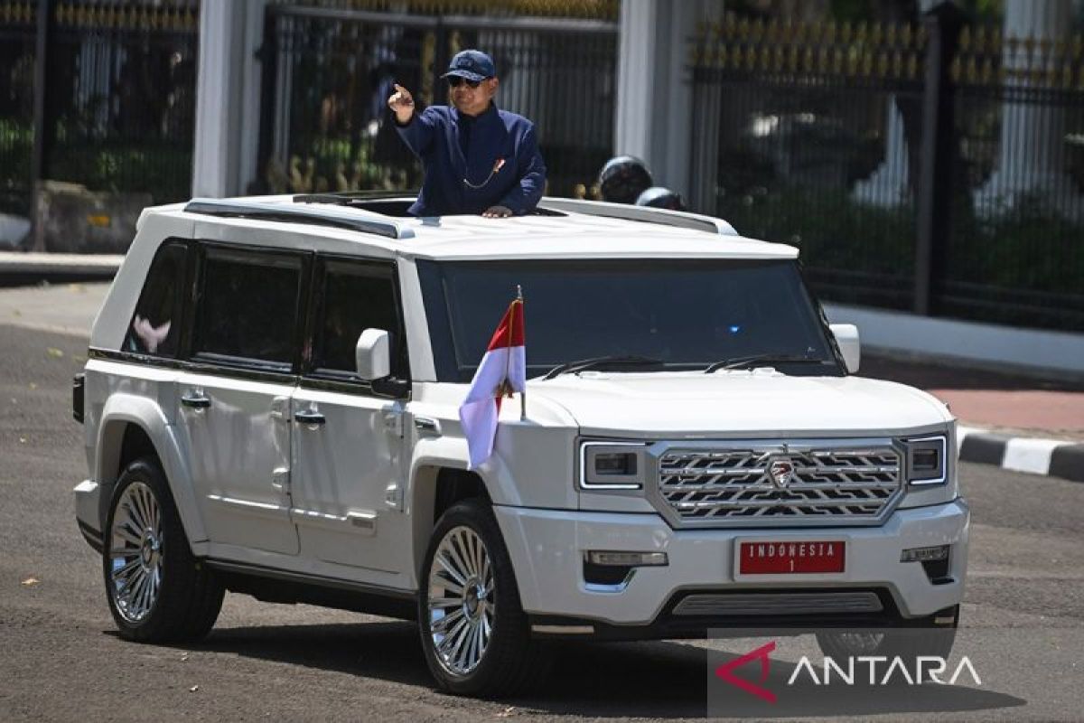 Mari ber-lenso bersama Prabowo