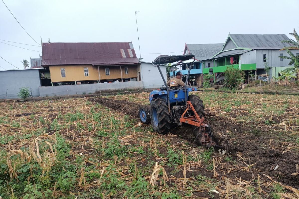 Satgas TMMD Ke-122 melaksanakan Program Ketahanan Pangan di Jeneponto