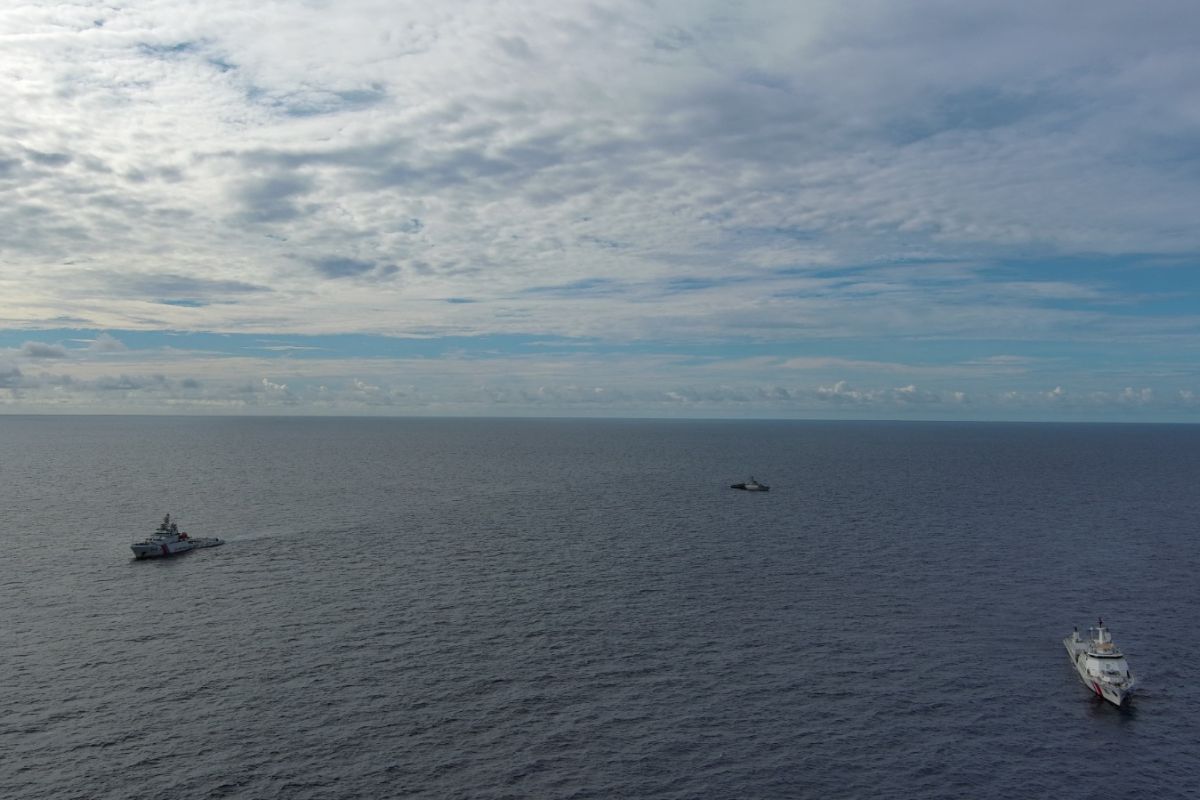 Bakamla usir kapal coast guard China di Laut Natuna Utara