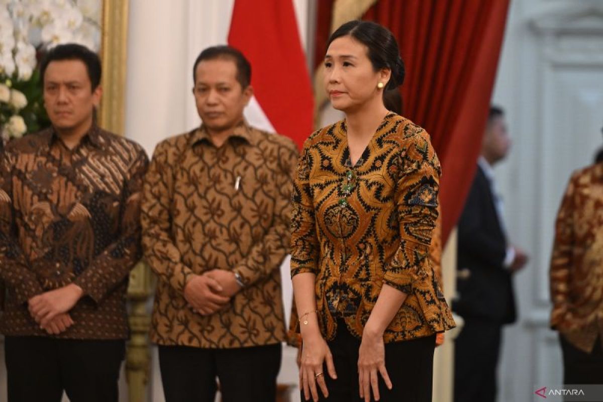 Prabowo tunjuk Arifatul Choiri jadi Menteri PPPA dibantu Veronica Tan