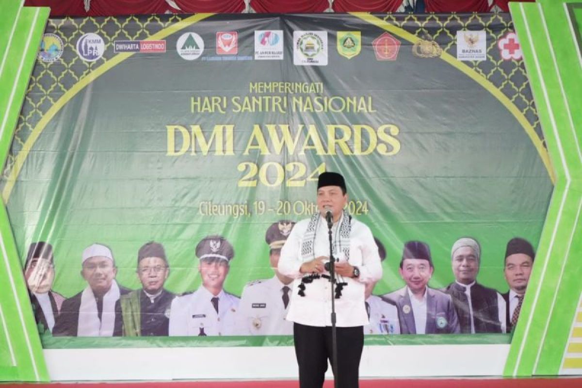 Pj. Bupati Bogor hadiri DMI Award Kecamatan Cileungsi peringati Hari Santri