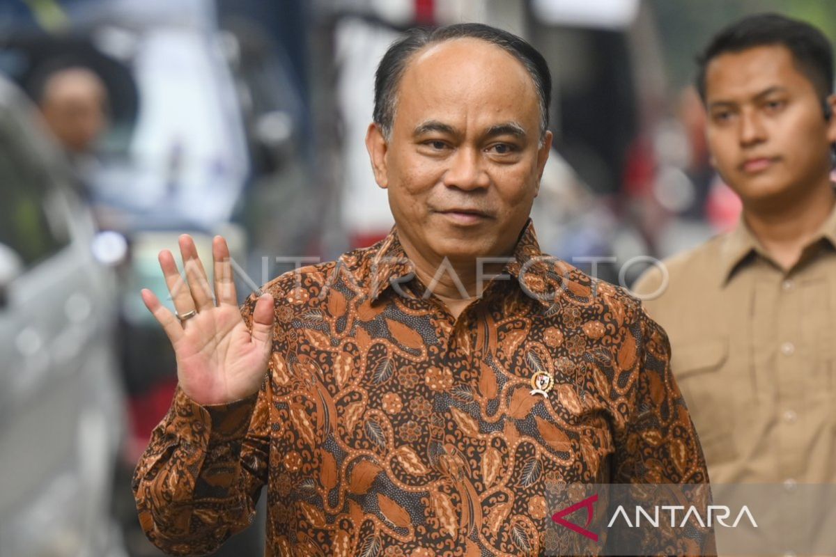 Profil Budi Arie Setiadi yang kini jadi Menteri Koperasi kabinet Merah Putih