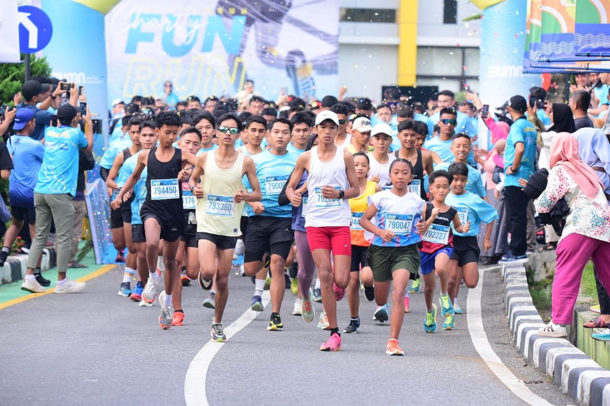 Didukung pemerintah dan aparat, "Charity Fun Run" gaungkan semangat pemuda