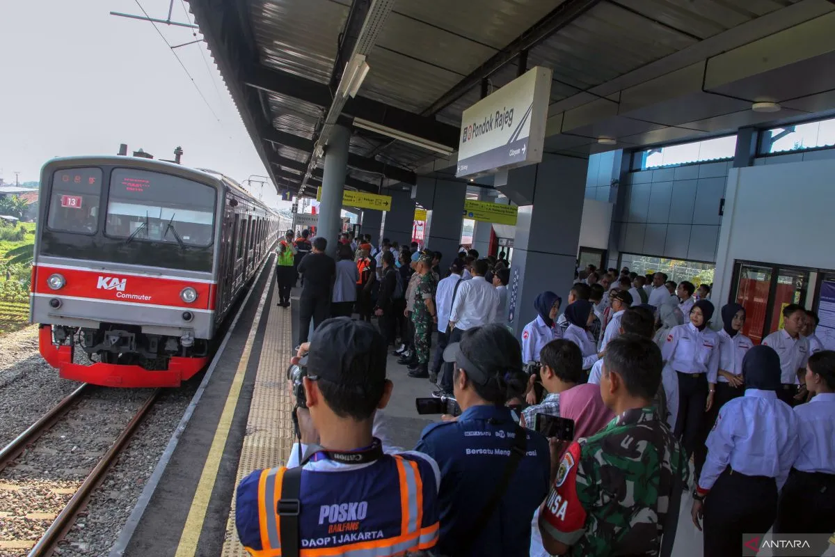 MTI sebut puncak pergerakan orang kini tak hanya terjadi pada pagi dan sore saja