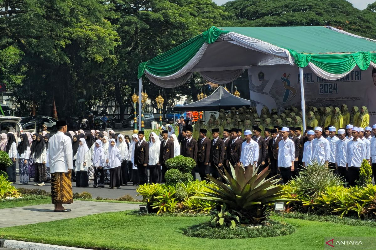 Pj Wali Kota Malang: Santri era modern pegang peran pembangunan