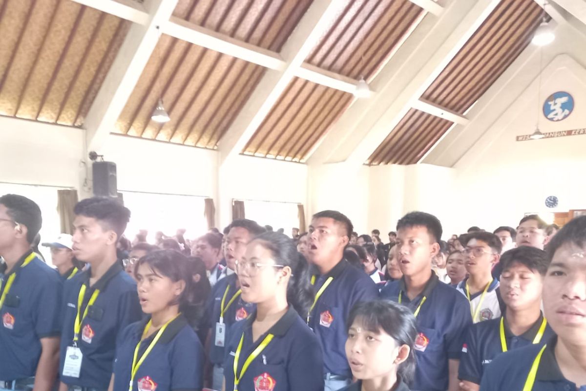 KPA Bali edukasi ratusan remaja cegah penularan AIDS usia produktif