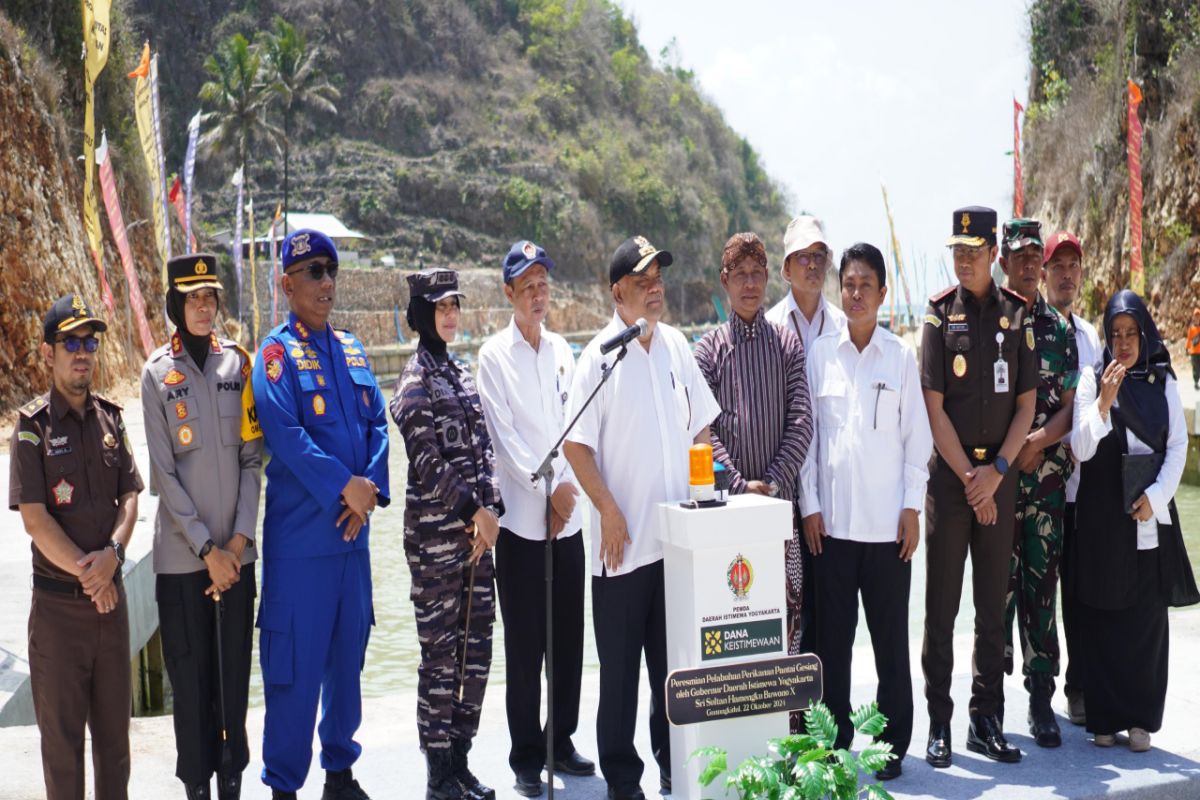 Wakil Gubernur DIY meresmikan Pelabuhan Perikanan Gesing Gunungkidul