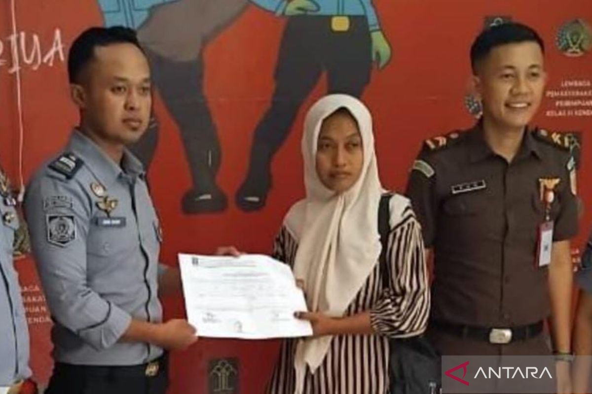 Kejari Konsel tangguhkan penahanan guru honorer SDN 4 Baito yang viral