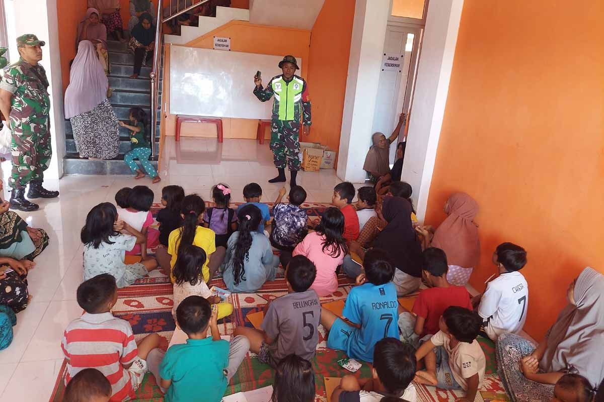 TNI gandeng PGRI pulihkan trauma anak korban banjir Aceh Selatan