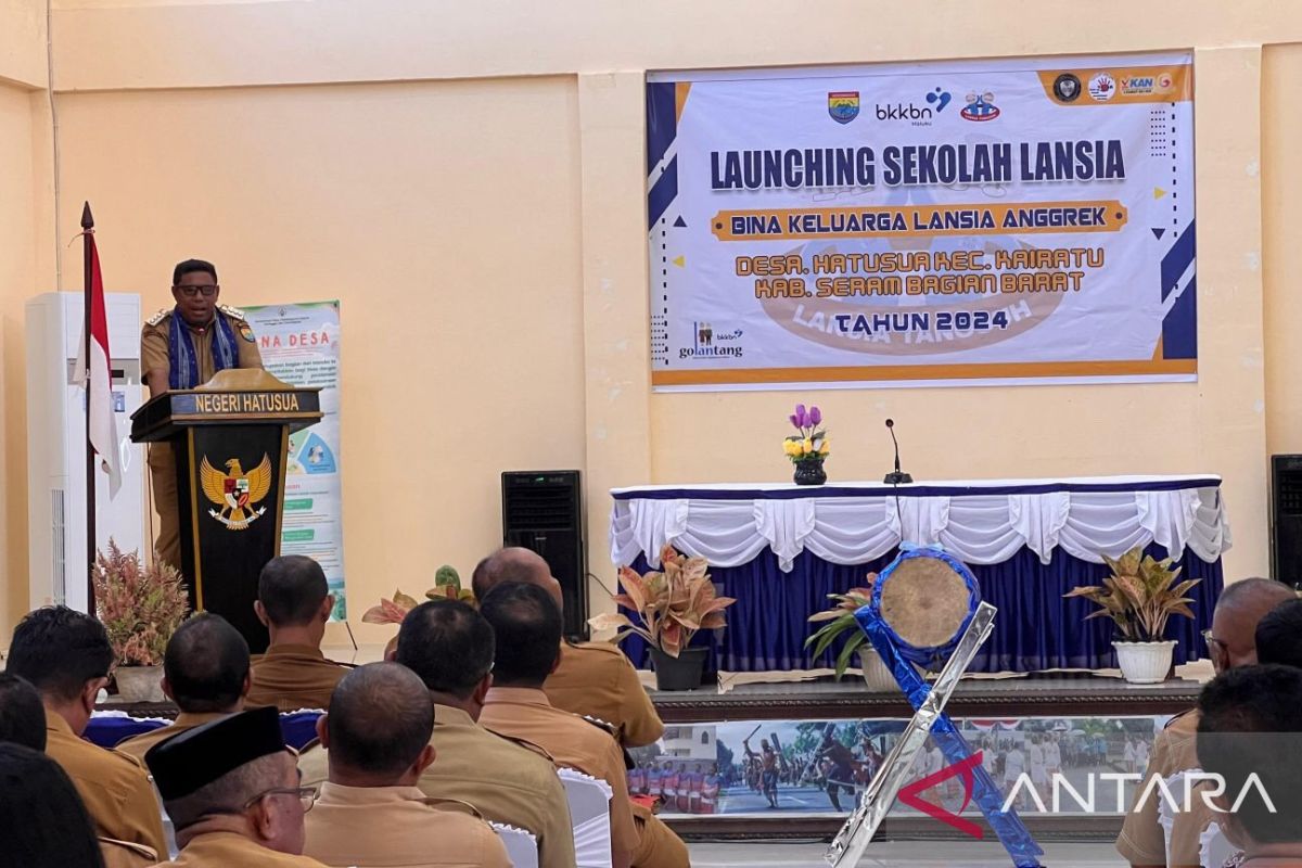 Pemkab SBB Maluku buka sekolah Lansia di Desa  Hatusua