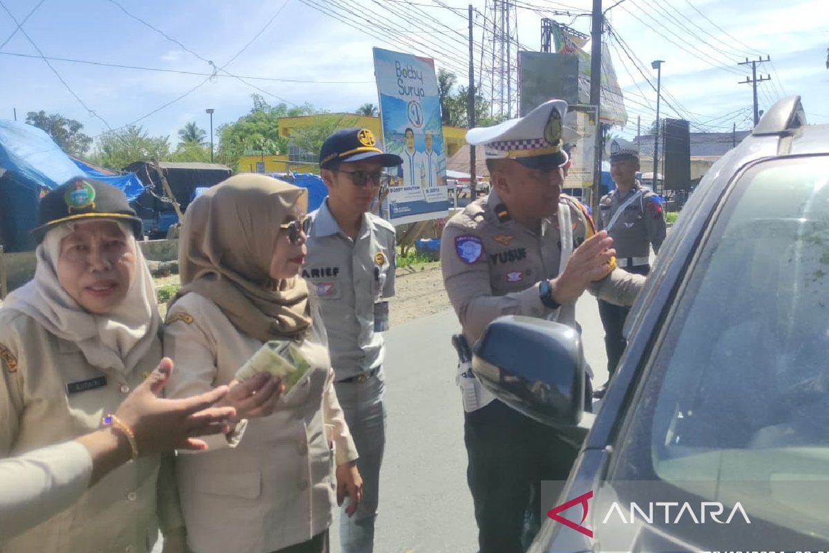 Samsat Sibuhuan dan Satlantas Polres Palas razia gabungan pajak kenderaan bermotor