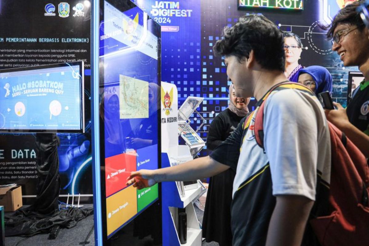 Kominfo Kota Kediri kenalkan layanan digital pada Jatim DigiFest 2024