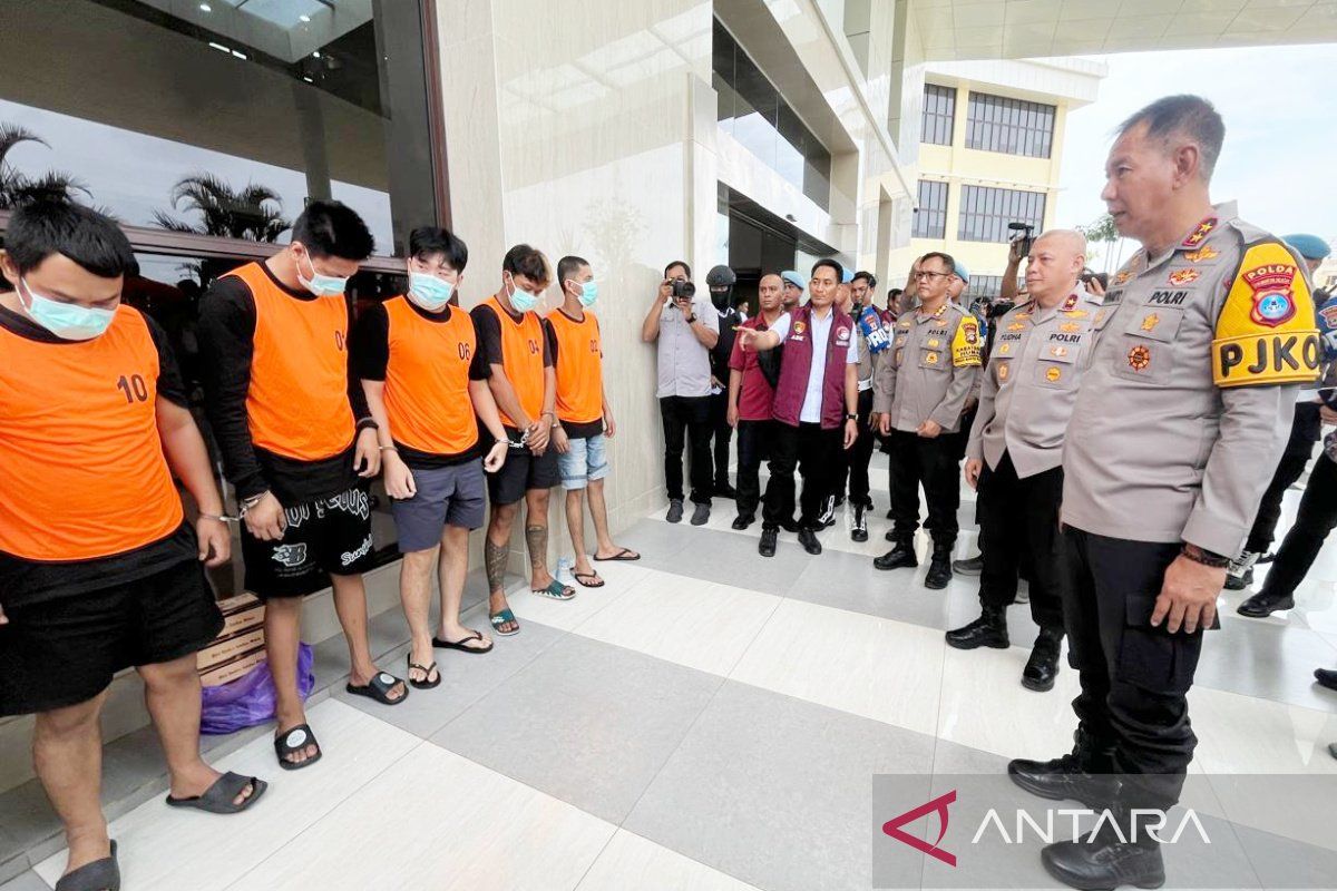 Kapolda Kalsel ingatkan masyarakat agar tidak terbujuk rayu jaringan Fredy Pratama