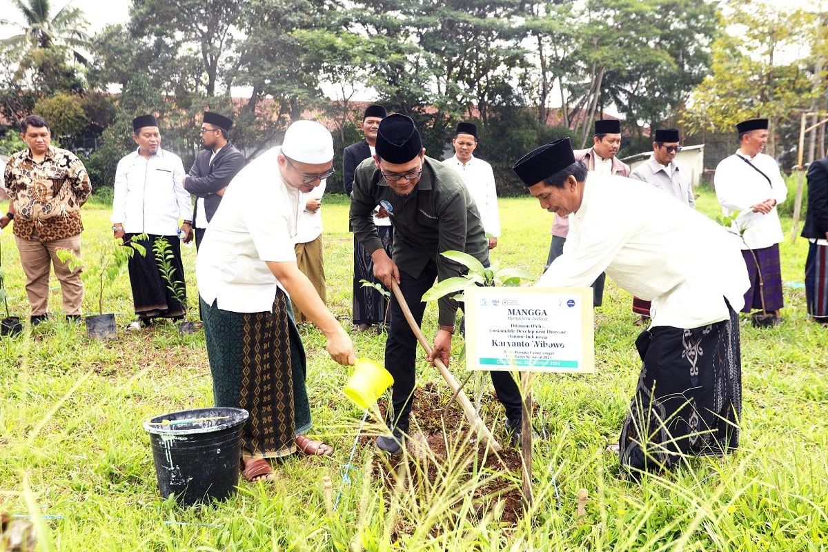 Danone Indonesia menggandeng 50 pesantren tanam komoditas hortikultura