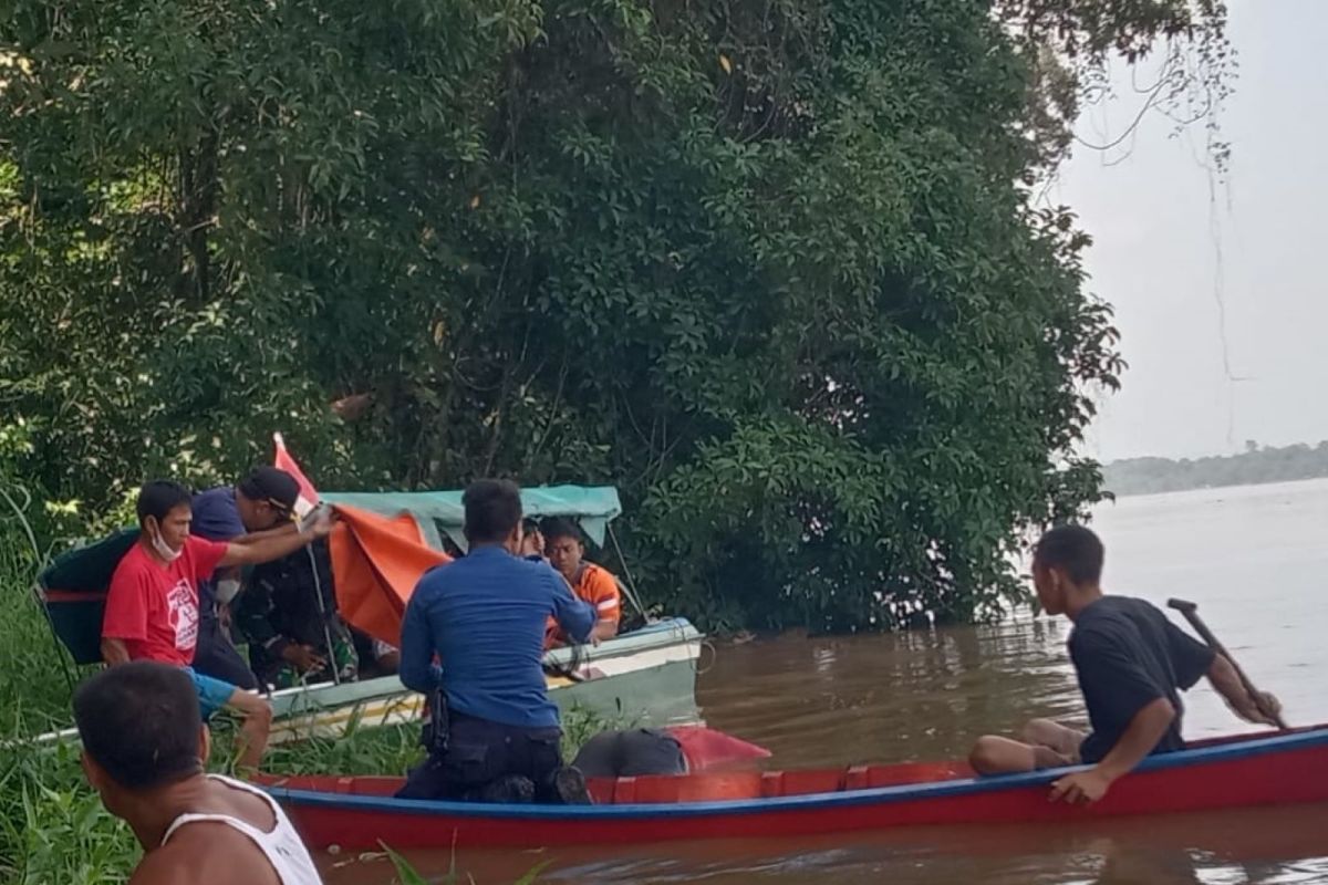 Satu korban perahu terbalik di Sungai Kapuas Sekadau ditemukan