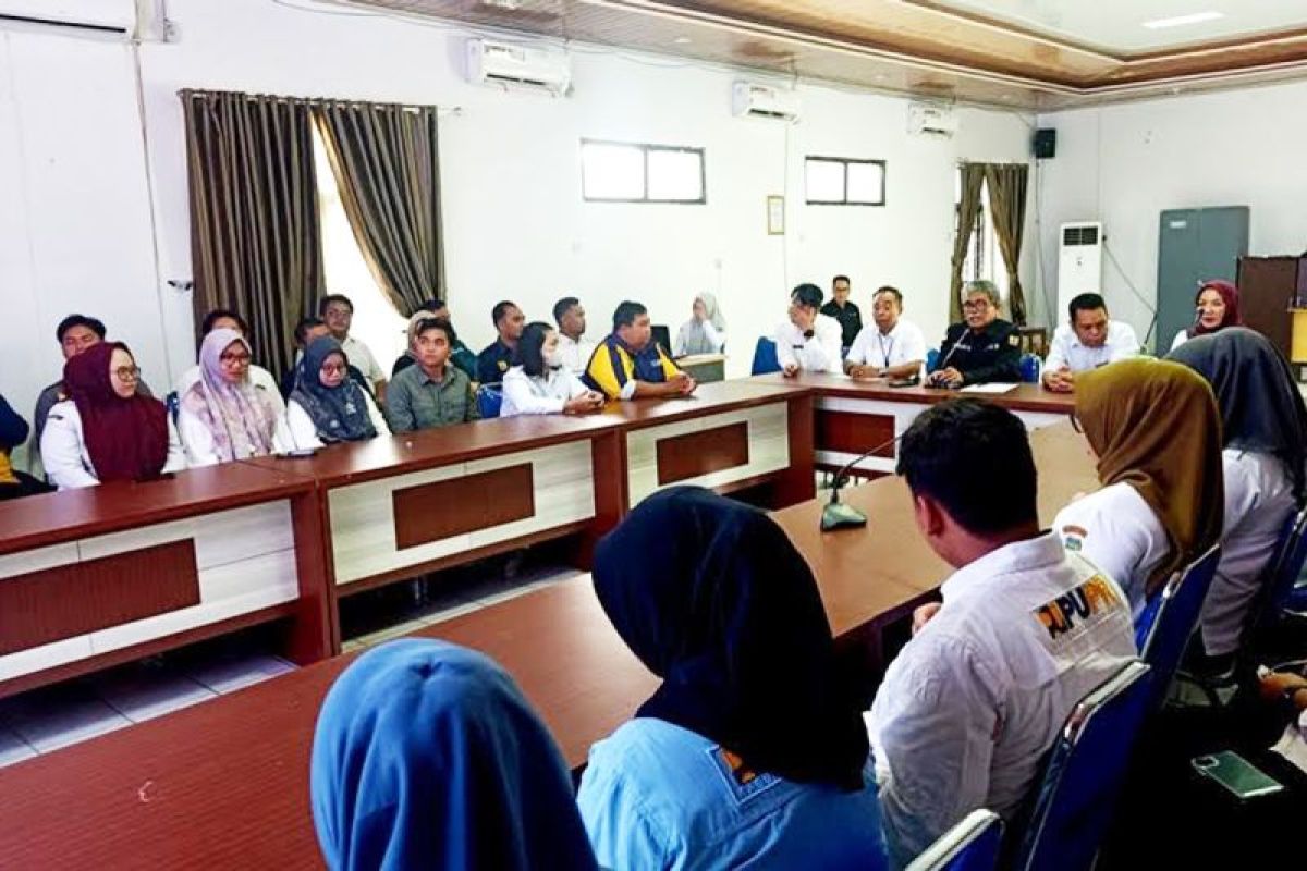 57 tenaga honor DPUPR Barut ikuti tes CPNS di Palangka Raya dan Banjarbaru