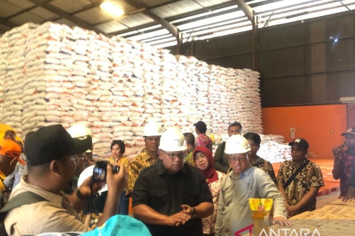 Stok beras Bulog di Sorong aman untuk kebutuhan 7 bulan ke depan