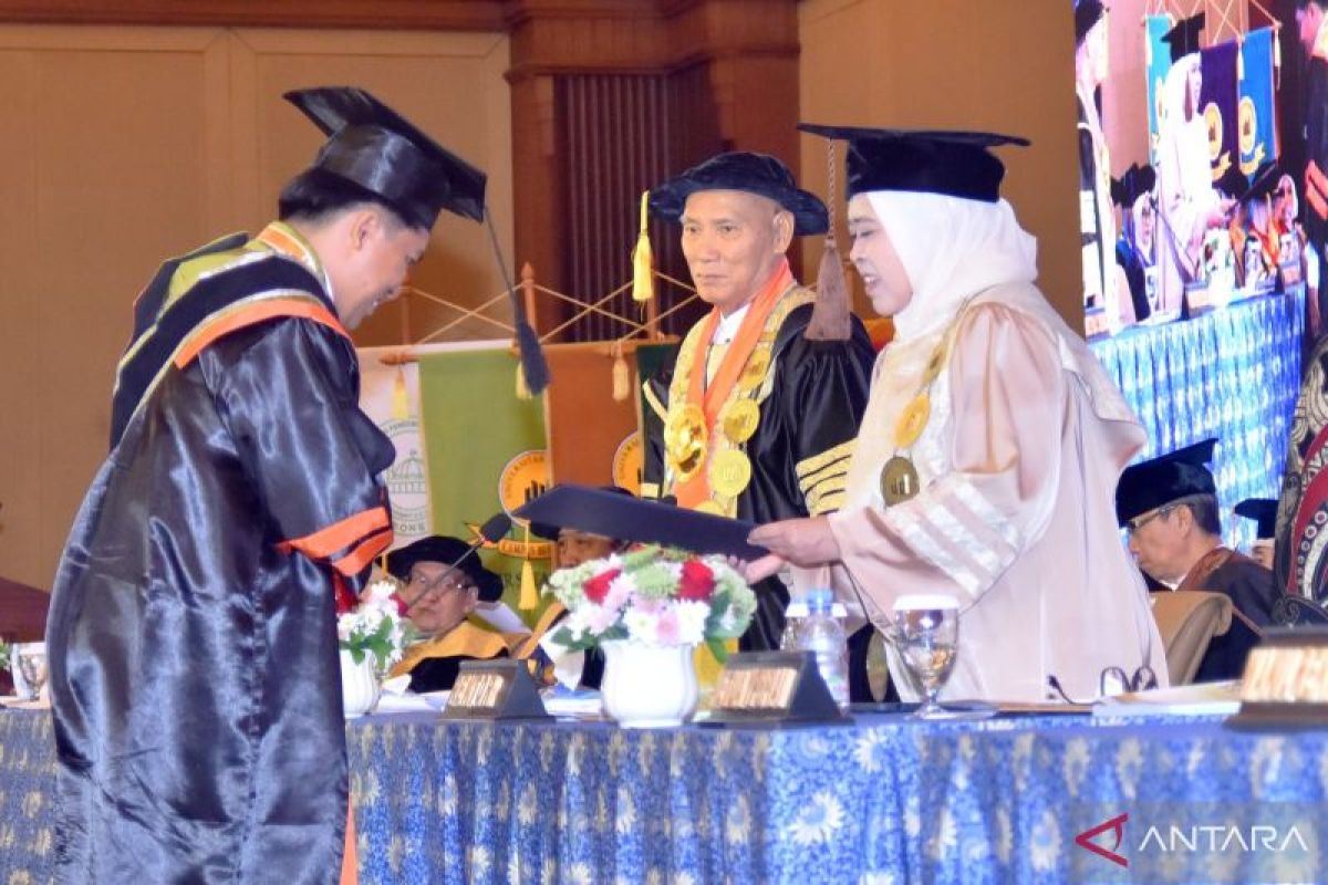 Unida tekankan daya saing global dan kontribusi untuk negeri saat gelar wisuda ke-50