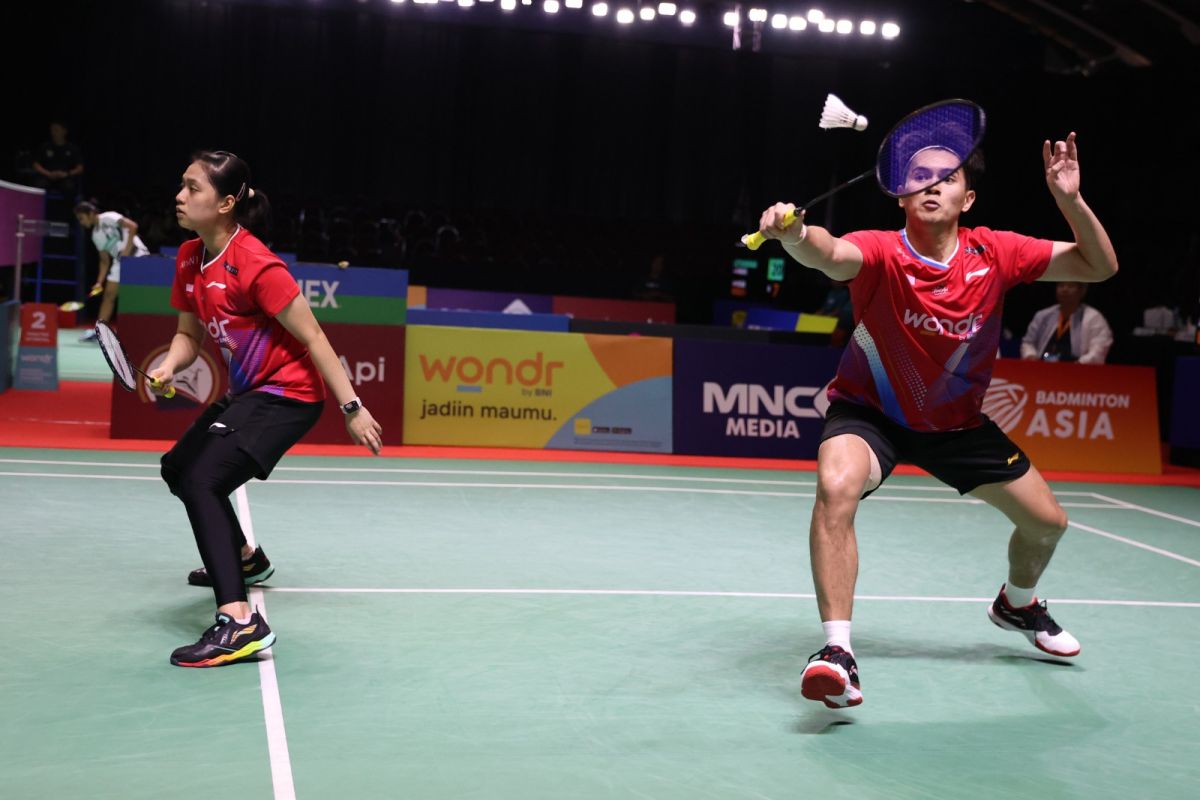 Tiga ganda campuran Indonesia kompak maju ke perempat final International Challenge 2024