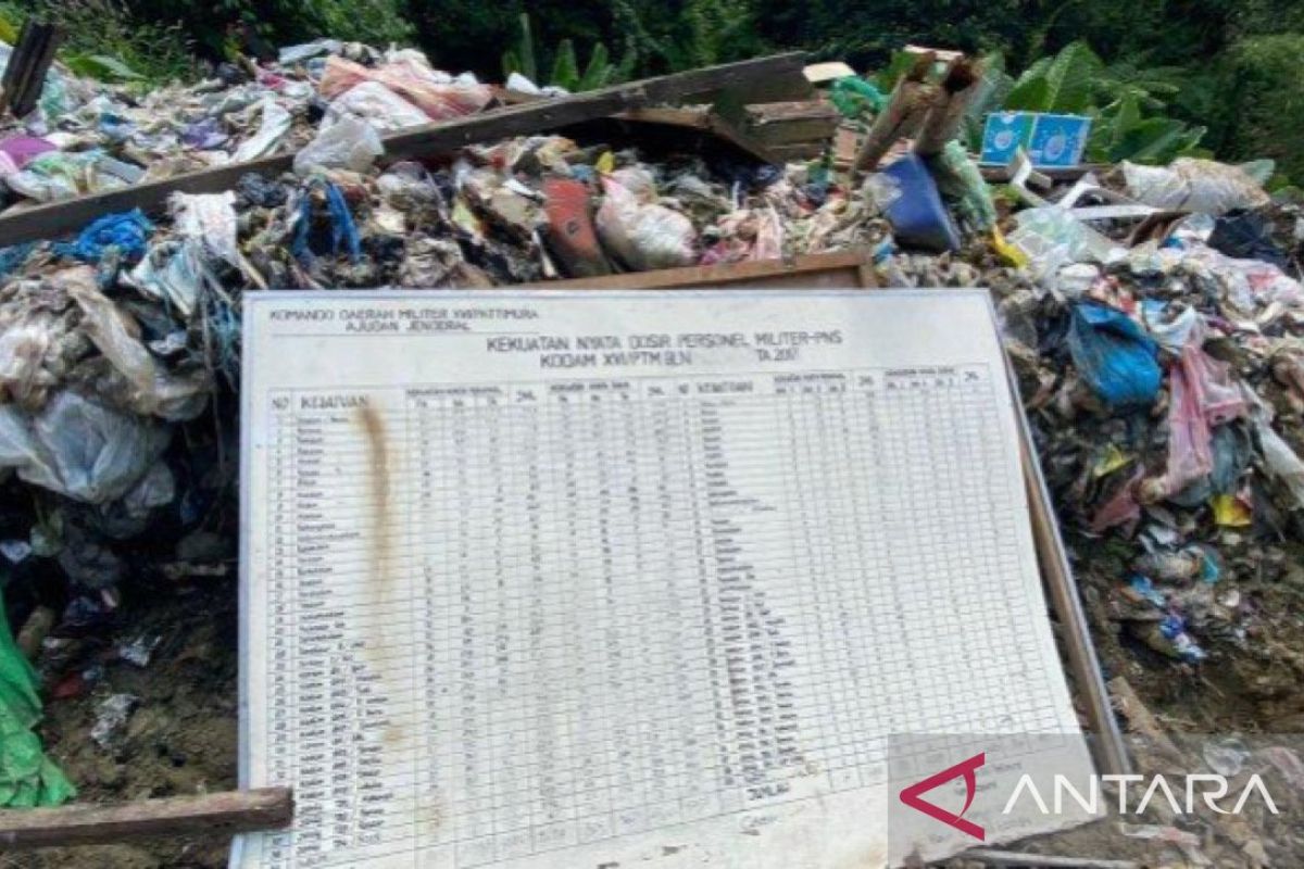 Anggotanya buang sampah di tempat terlarang, Kodam Pattimura minta maaf