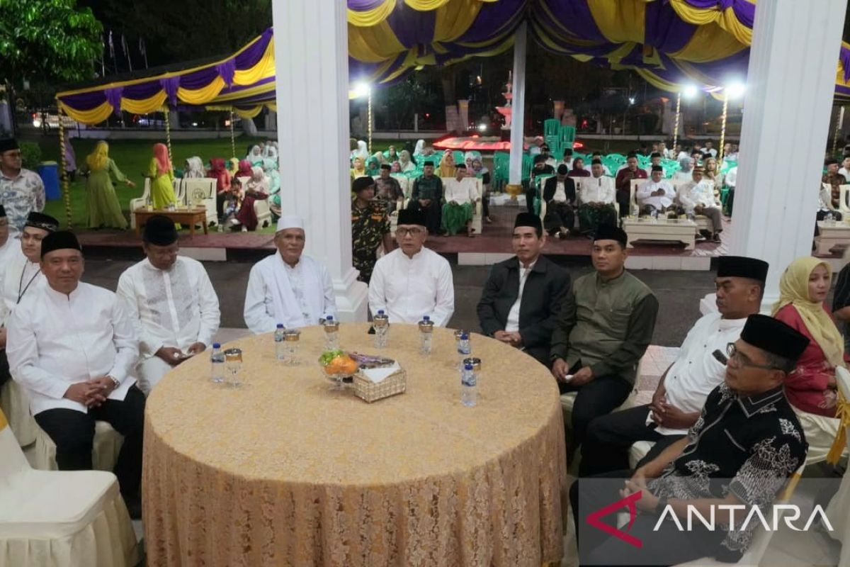 Pemprov Gorontalo komitmen dukung pengembangan potensi santri