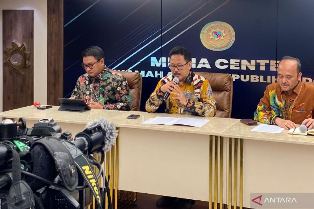 MA: Tiga hakim PN Surabaya disanksi pemberhentian tetap oleh KY