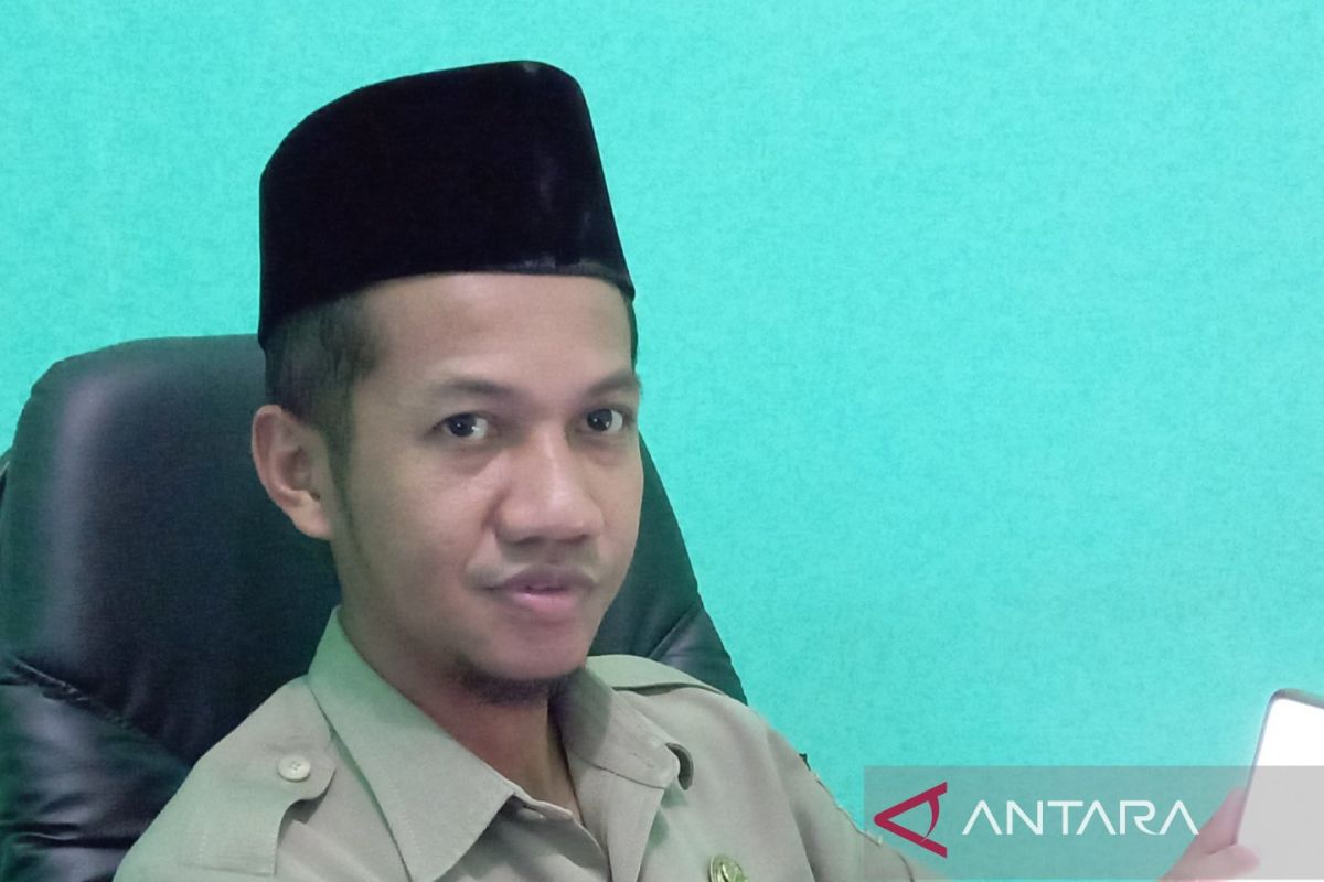 Pemerintah Bangka Barat salurkan bantuan popok lansia