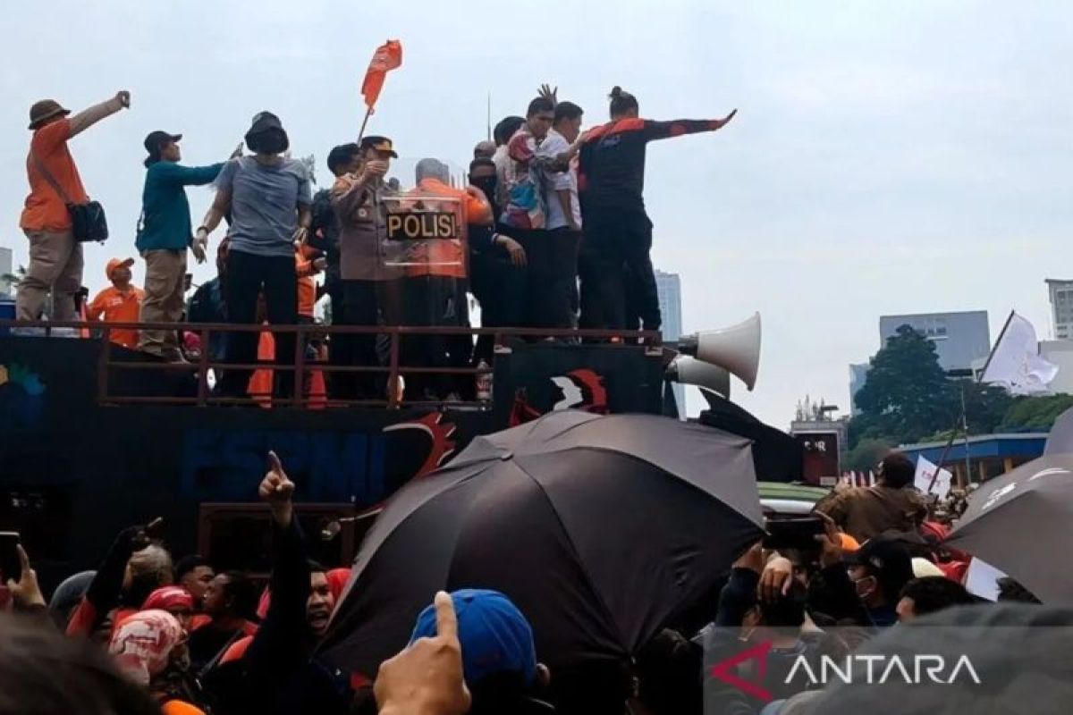 1.270 personel gabungan dikerahkan amankan aksi buruh di Patung Kuda