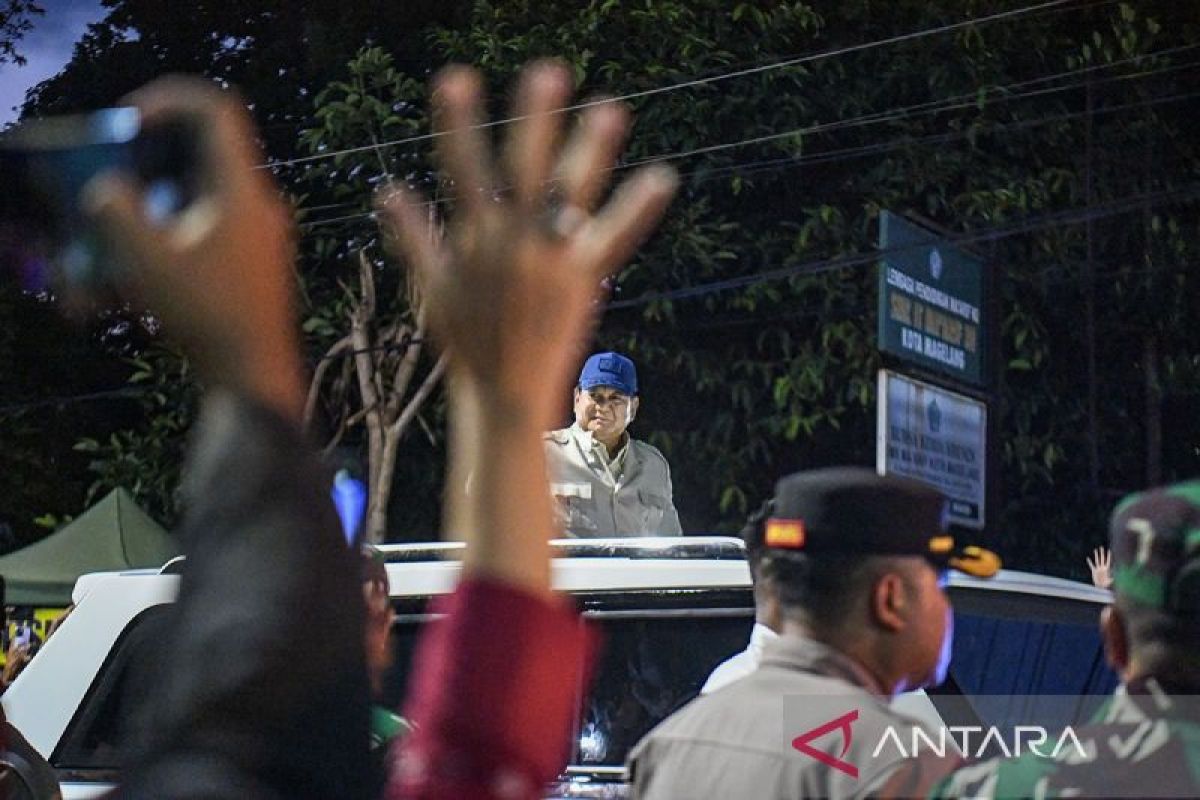 Prabowo disambut prosesi Jajar Kehormatan TNI di Akmil Magelang