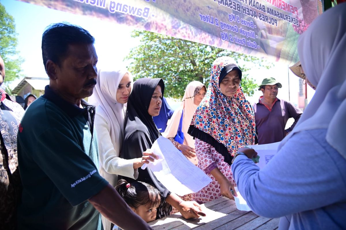 Pemkab sediakan 200 paket pangan murah di Pulo Aceh