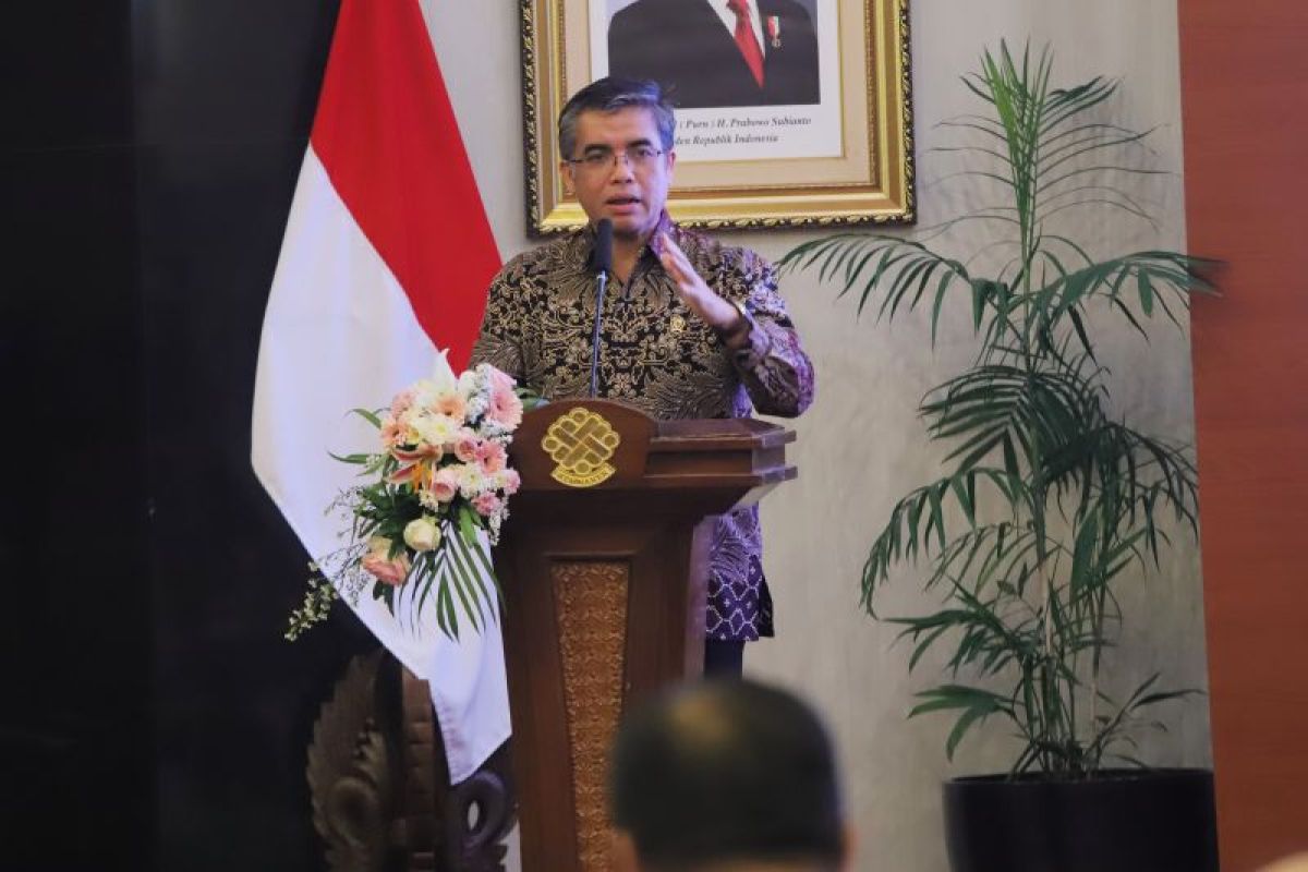 Indonesian minister welcomes input from unions to boost employment