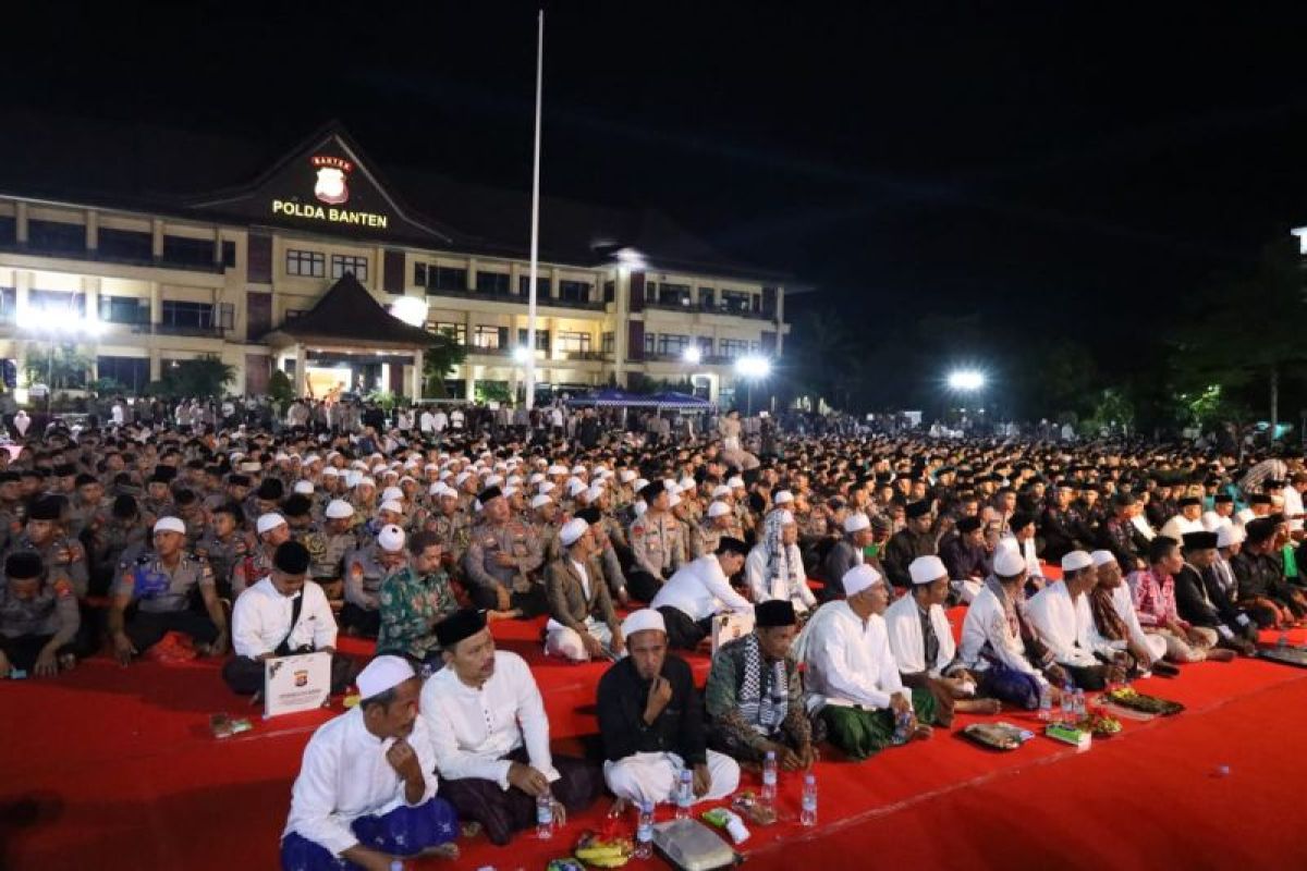 Polda Banten ajak santri dan tokoh agama terlibat dalam proses demokrasi