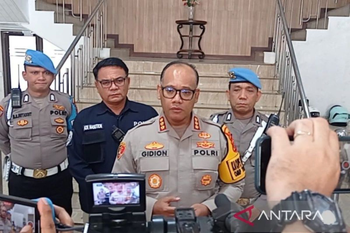 Polisi tetapkan tiga tersangka tewaskan dua  warga di Deli Serdang