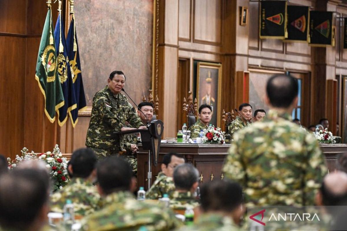 Retret hari ke-2, kabinet dibekali hilirisasi dan makan bergizi