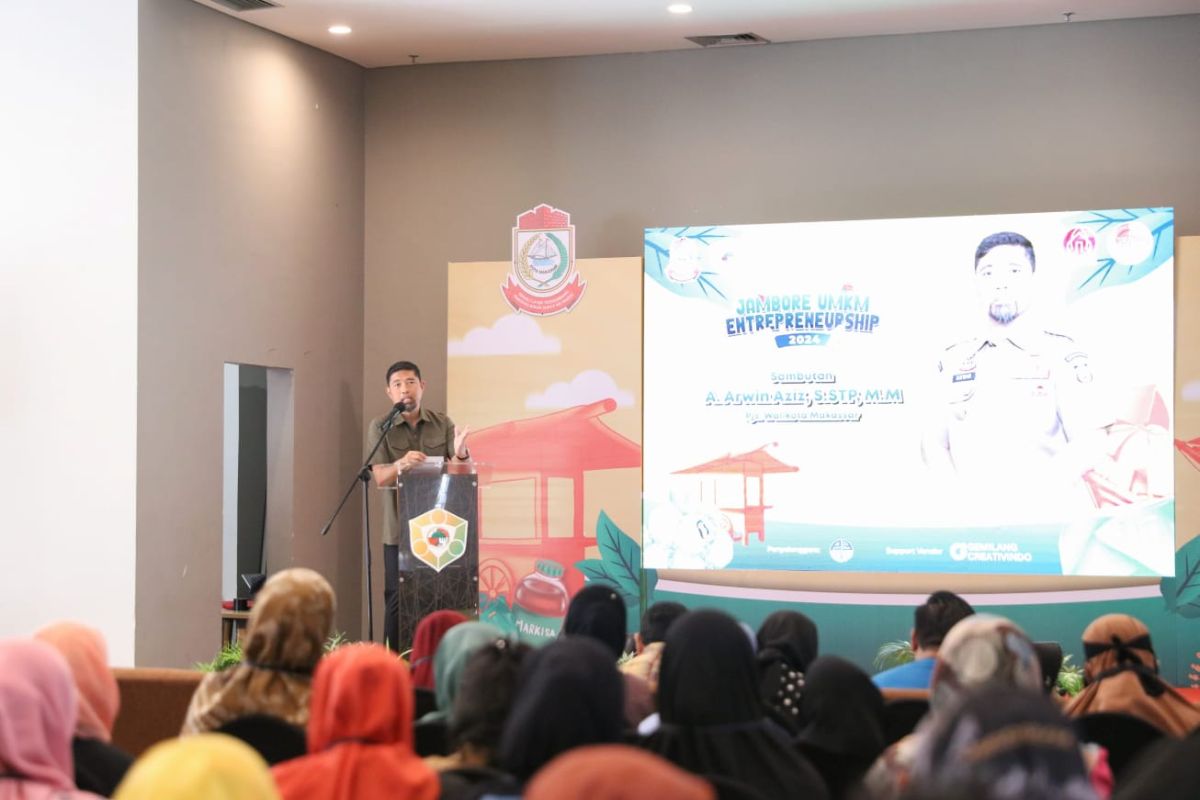 Pjs Wali Kota Makassar membuka Jambore UMKM Enterpreneurship 2024