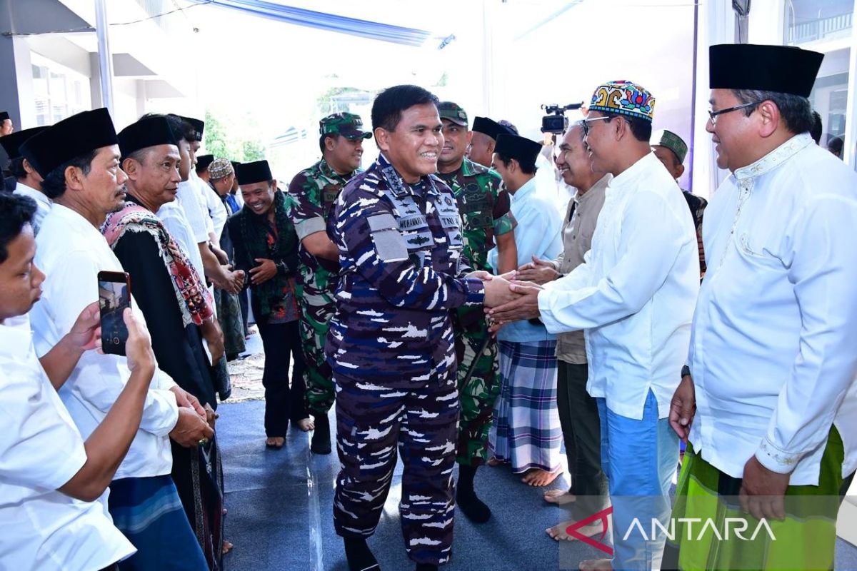 KSAL resmikan gedung santri dan rumah singgah santri lansia di Garut