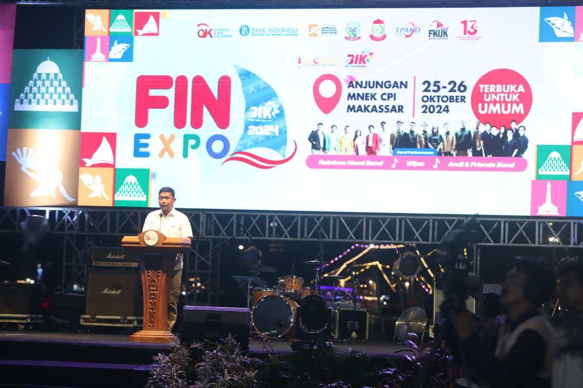 Pjs Wali Kota Makassar apresiasi kegiatan Expo BIK OJK di Tugu MNEK