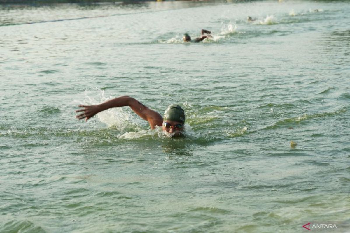 Seribuan atlet ramaikan turnamen triatlon Kodam Brawijaya