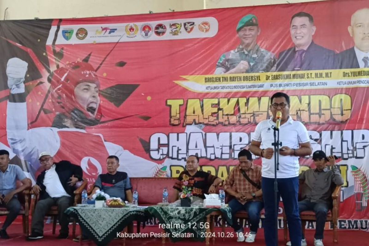 Pj Bupati Era Sukma Munaf buka kejuaraan Taekwondo Bupati Cup