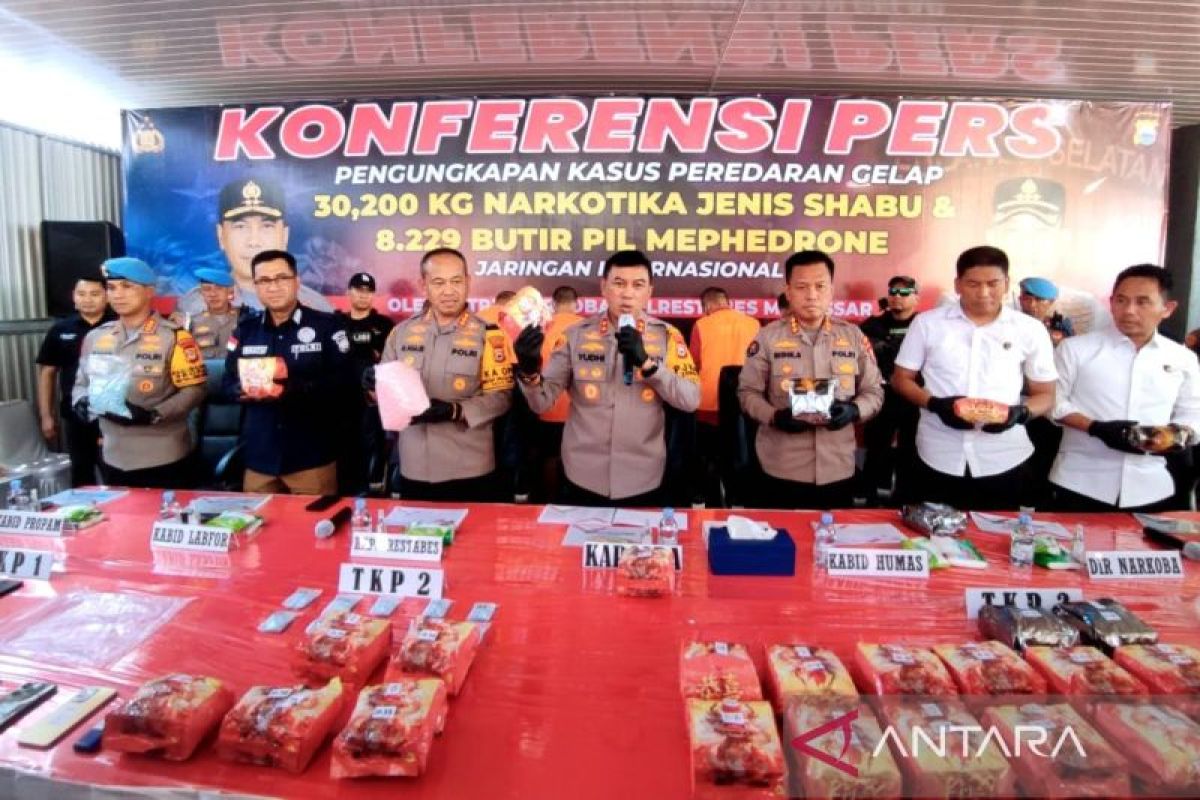 Polrestabes Makassar ungkap 30,2 kg narkoba jaringan internasional