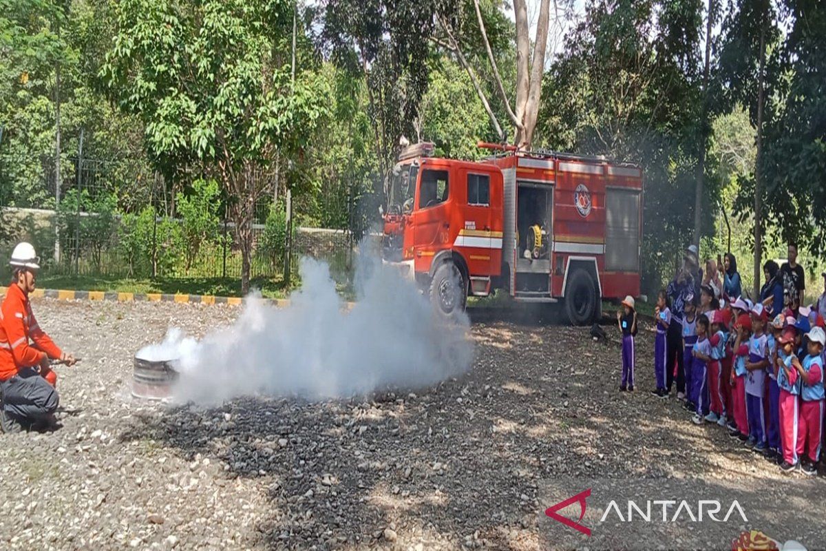 Indocement unit Tarjun buka wisata edukasi anak sekolah dan guru